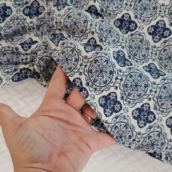 H&M Blue White Paisley Boho Romper Playsuit Size 8 - Picture 7 of 11